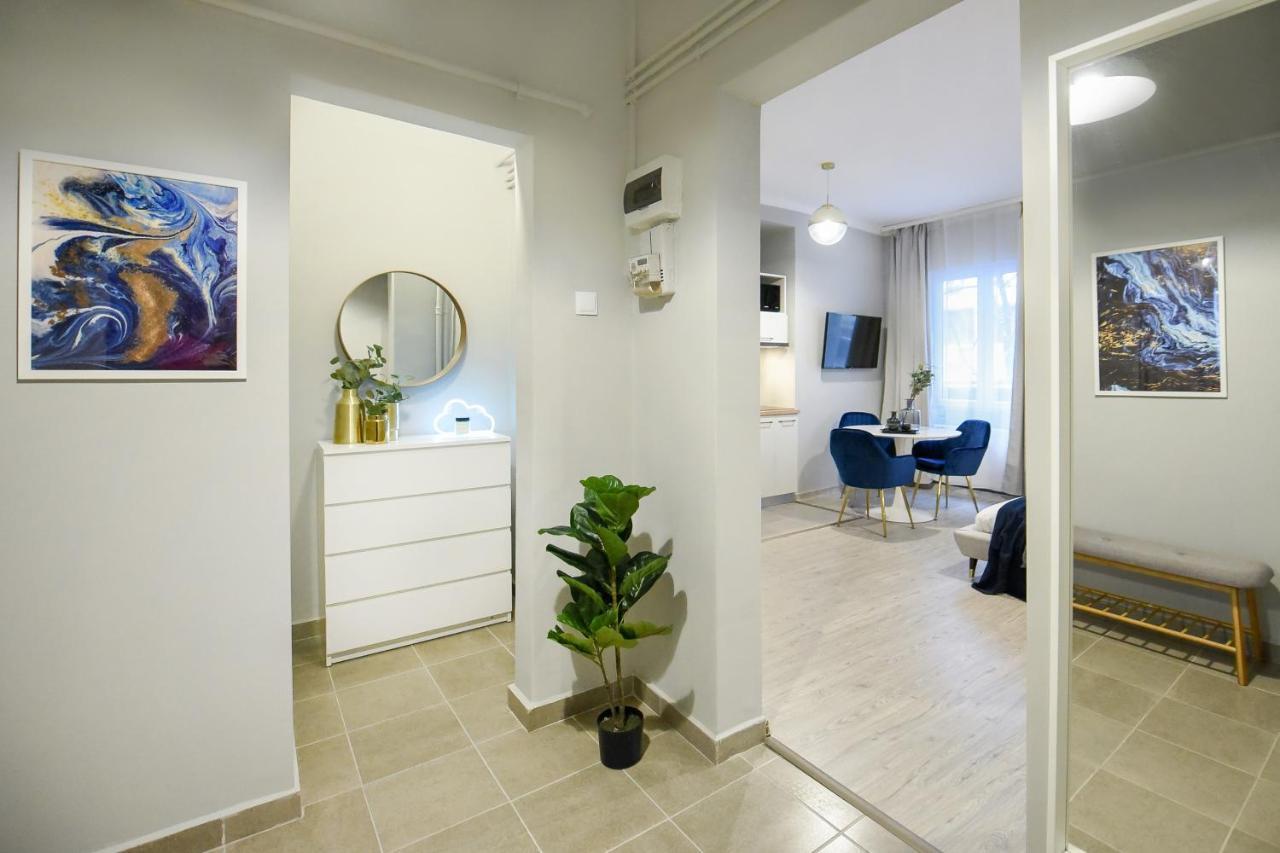Urban Adventure For Two Apartment Bucureşti Ngoại thất bức ảnh